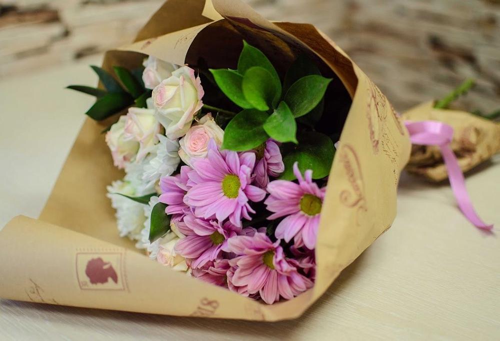 Букет цветов из: Розы и Хризантемы в Гидроузел