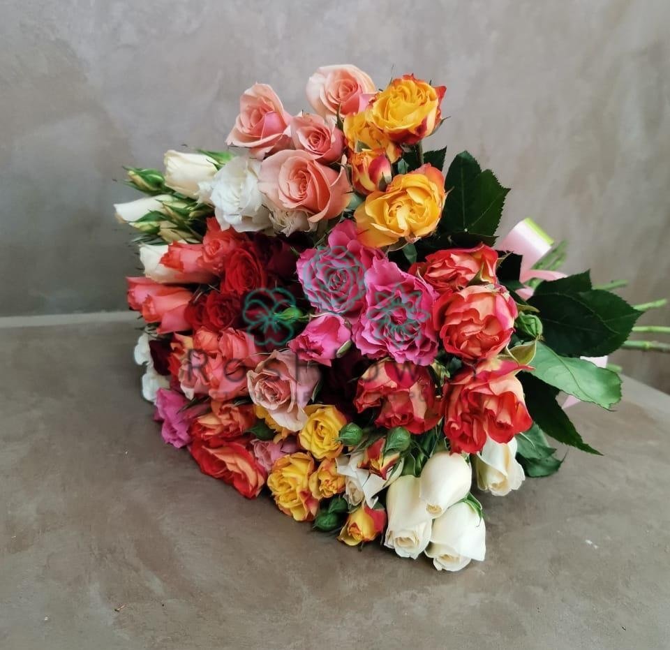 Букет цветов из: Розы в Гидроузел