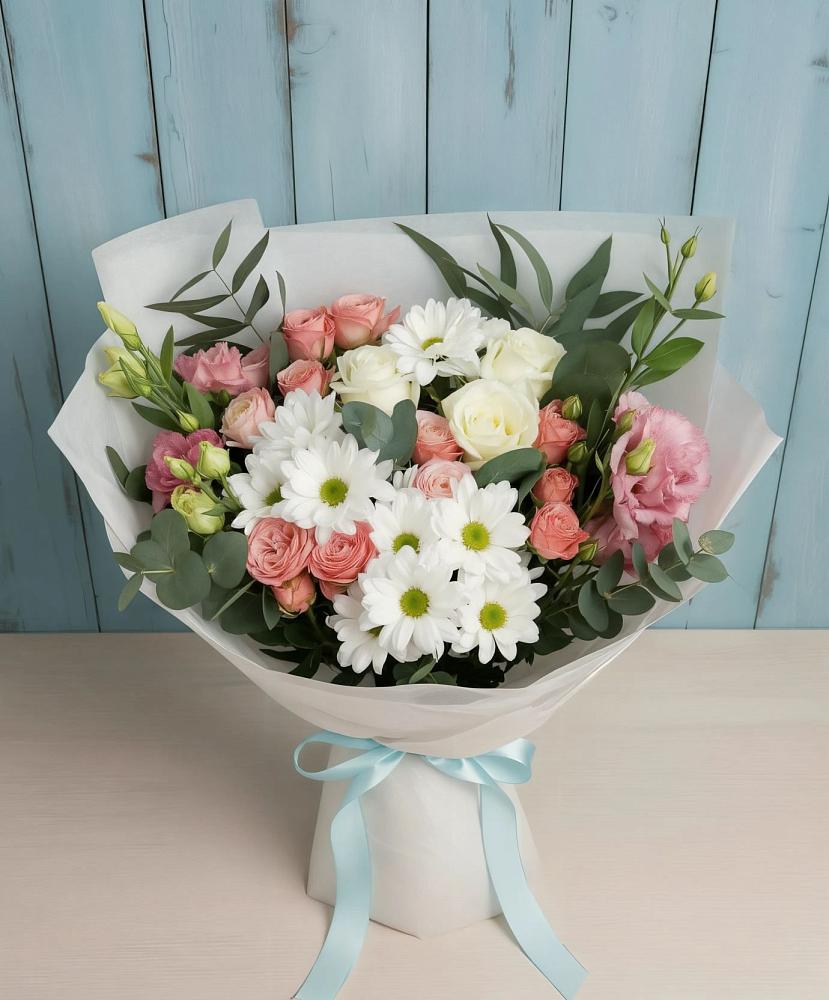 Букет цветов из: Розы, Лизиантусы и Хризантемы в Гидроузел