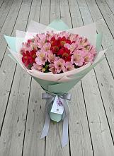 Букет цветов из:  Альстромерии #REPLACE_PRED# Гидроузел