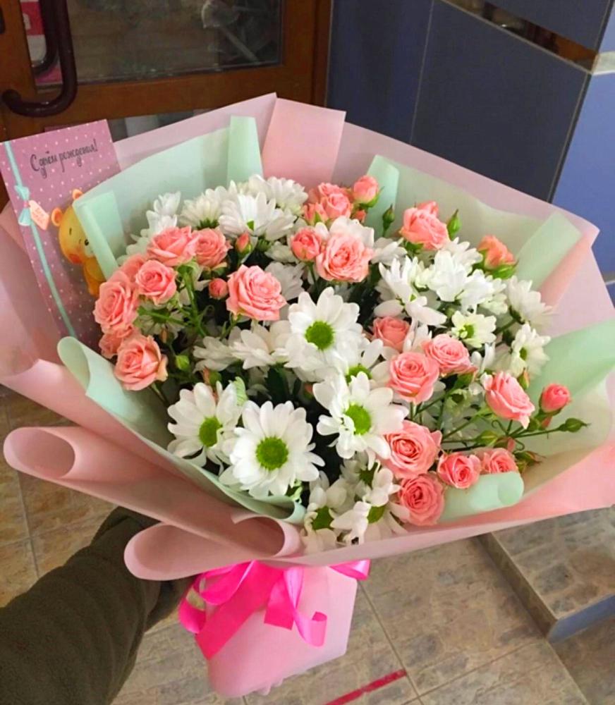 Букет цветов из: Розы и Хризантемы в Гидроузел