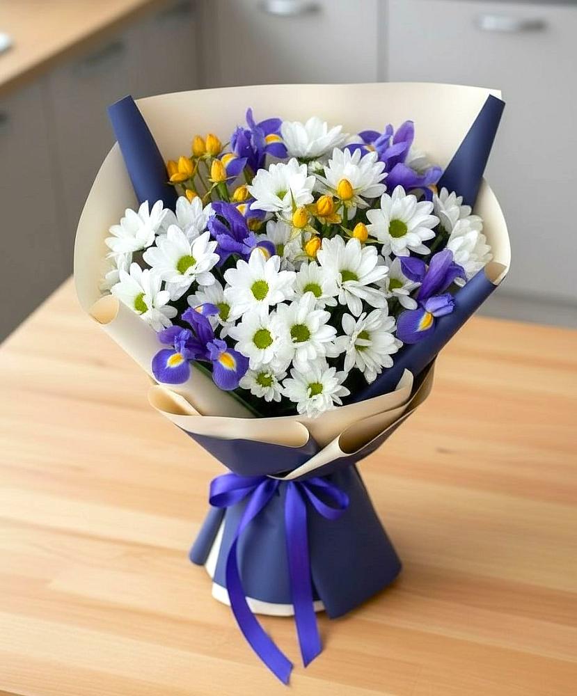 Букет цветов из: Розы, Ирисы и Хризантемы в Гидроузел