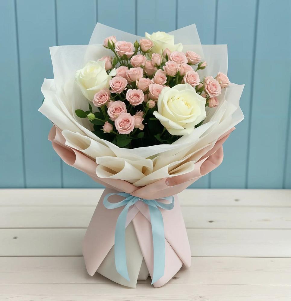 Букет цветов из: Розы в Гидроузел