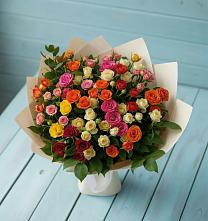 Букет Микс из разноцветных кустовых роз в Гидроузел