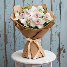 Букет цветов из:  Орхидеи и Розы в Гидроузел